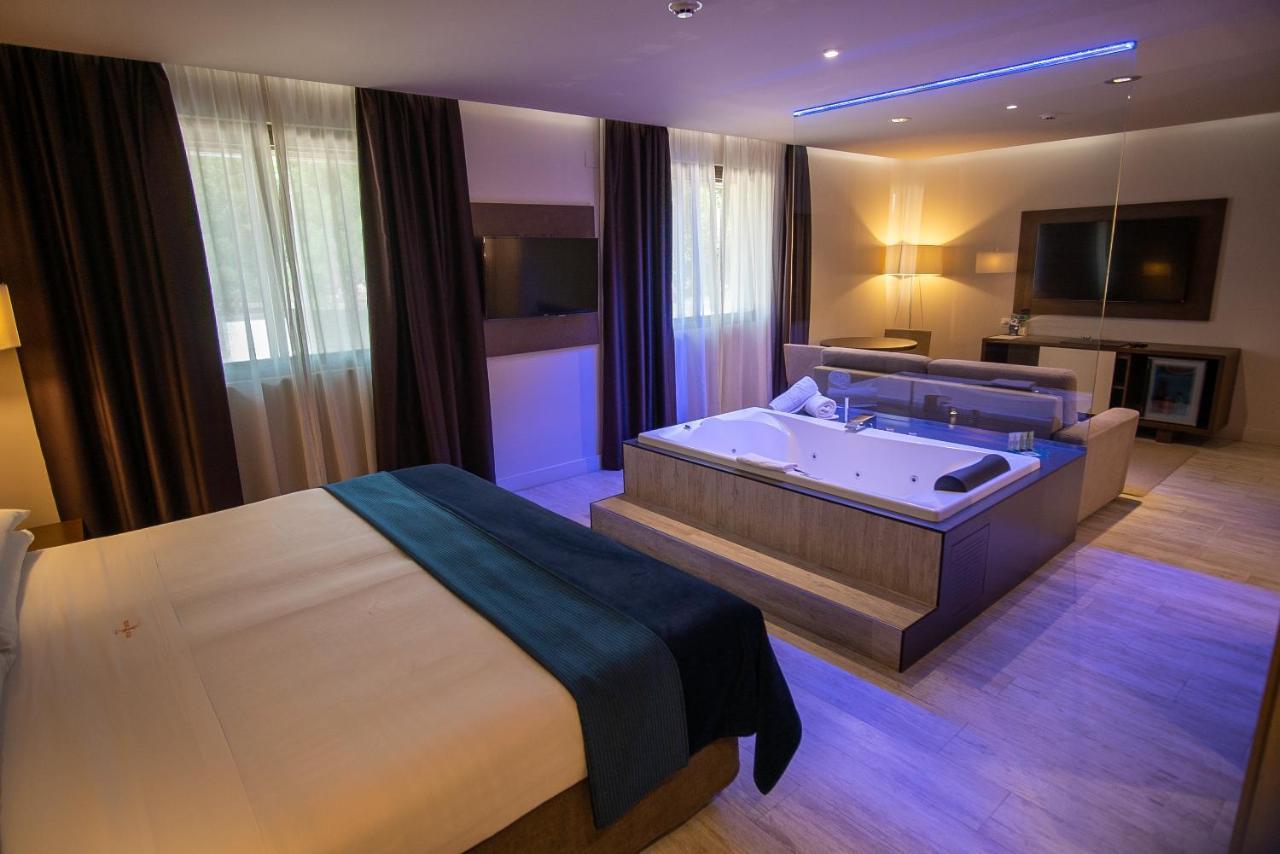 Felix Hotel Valls Kültér fotó