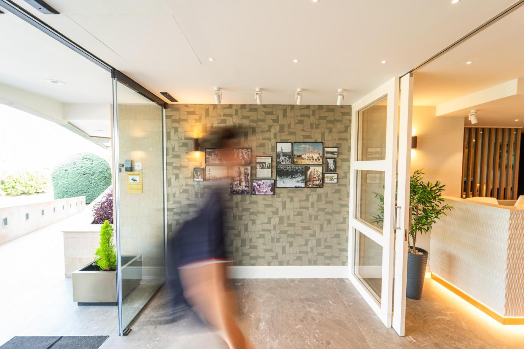 Felix Hotel Valls Kültér fotó