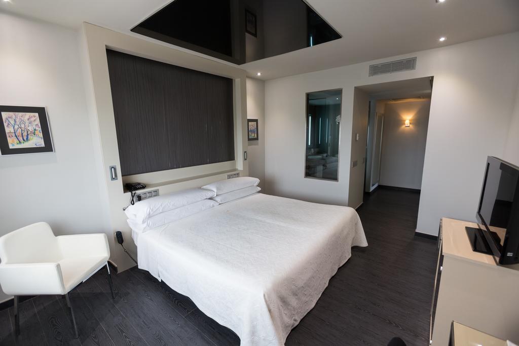 Felix Hotel Valls Kültér fotó