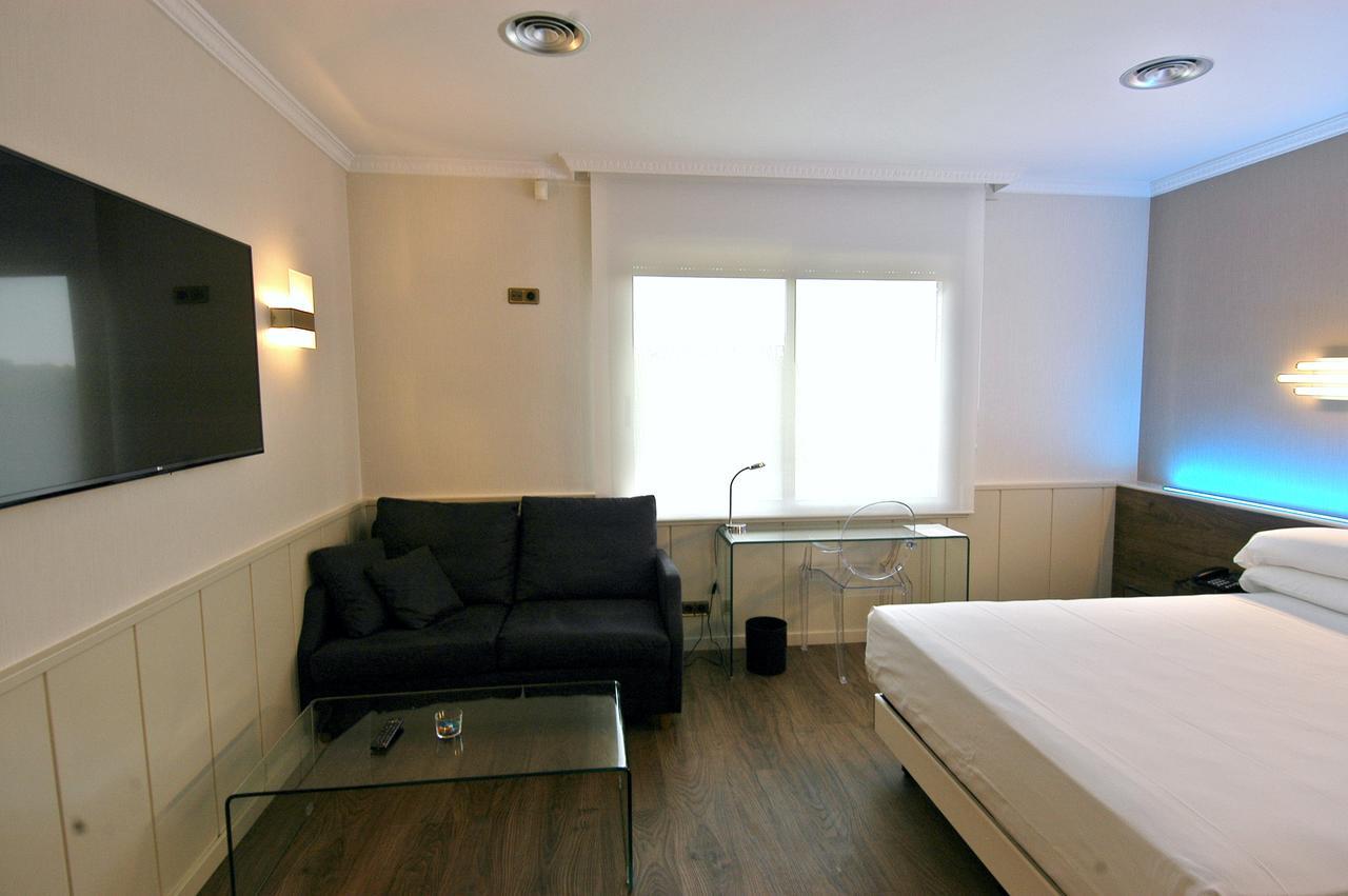 Felix Hotel Valls Szoba fotó